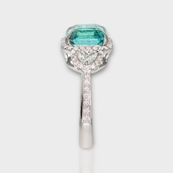 Emerald Ring - Picture 4 of 7